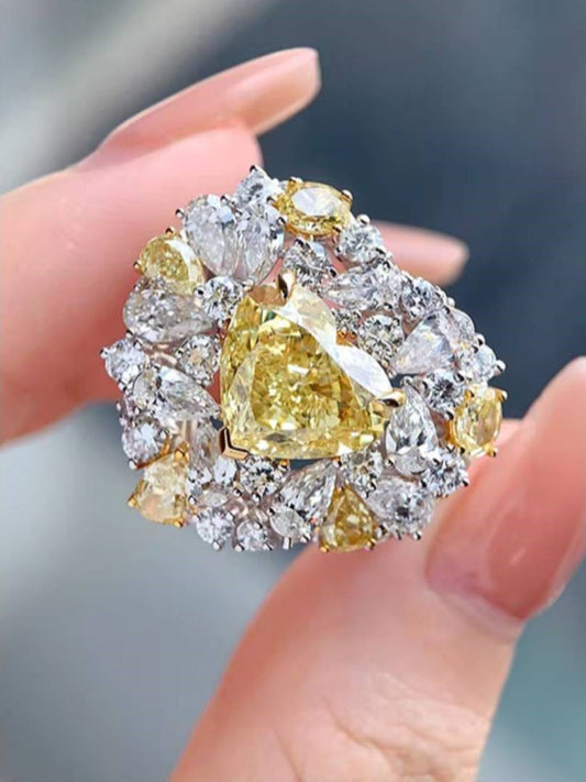 18K Gold Heart-Cut Yellow Diamond Ring with Diamond Halo