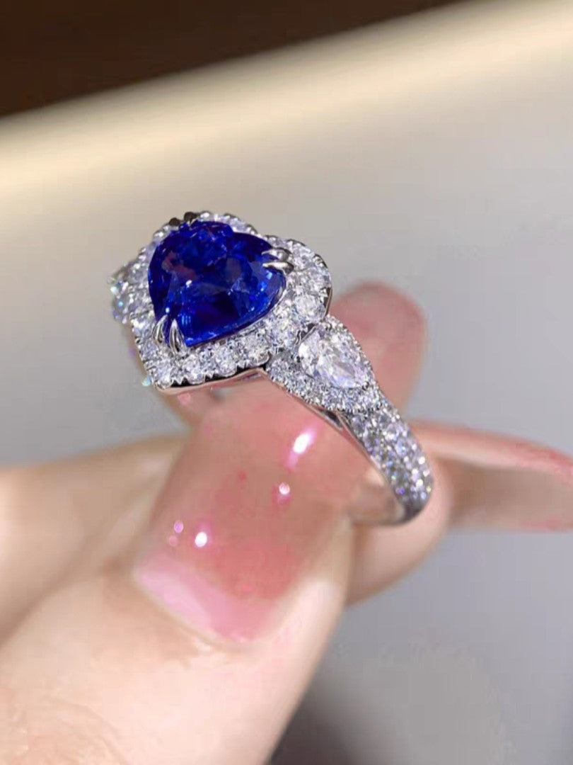 18K Gold Heart-Shaped Royal Blue Sapphire & Diamond Ring