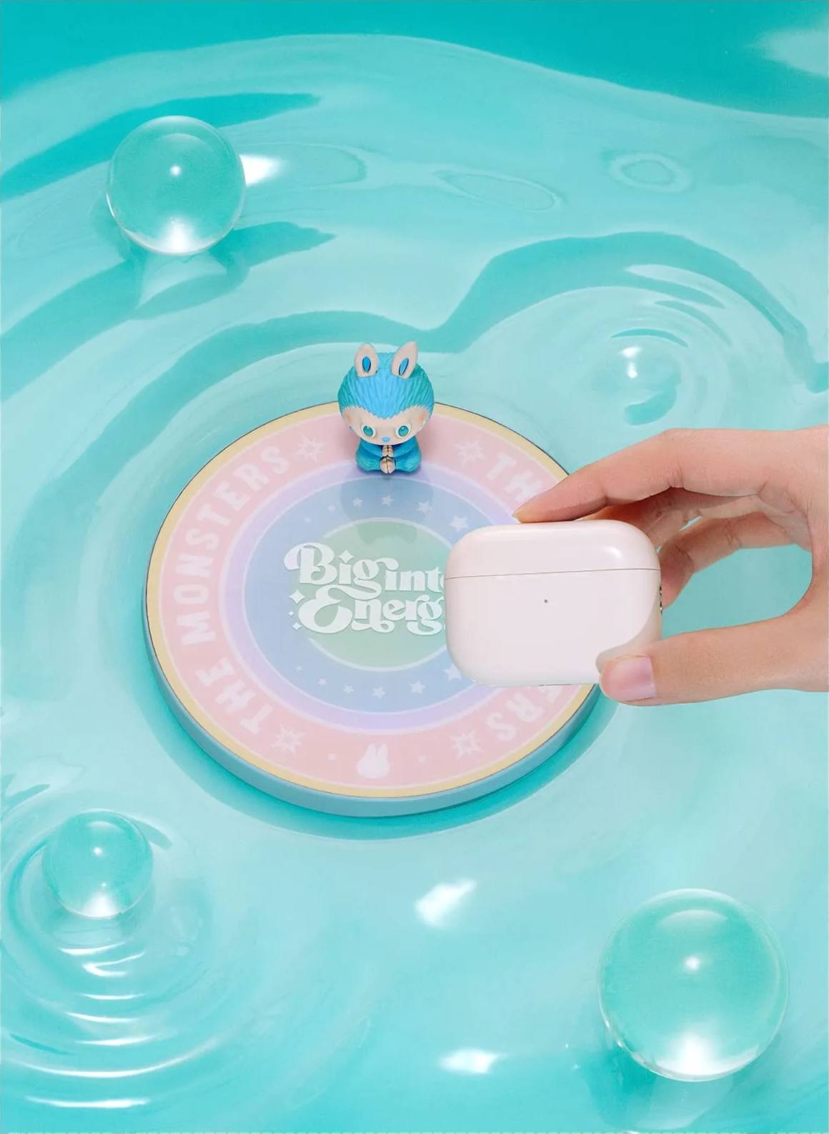 Big Into Energy Wireless Charger